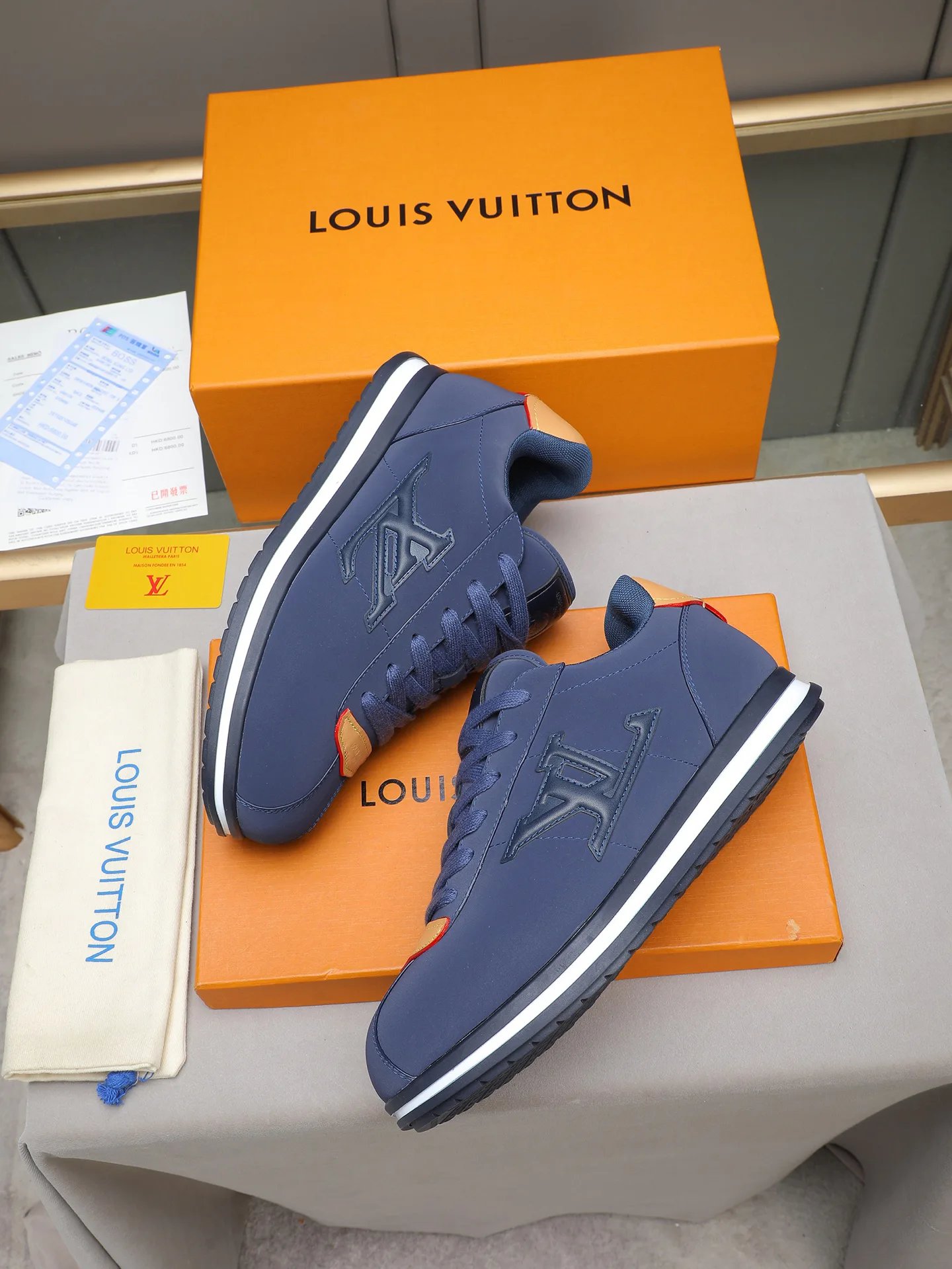Кроссовки Мужские Louis Vuitton 11490461