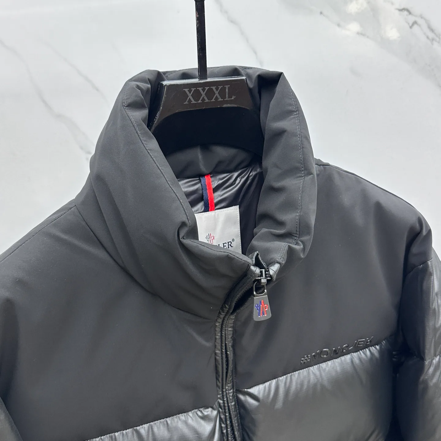 Куртки И Пуховики Мужские Moncler 2237561