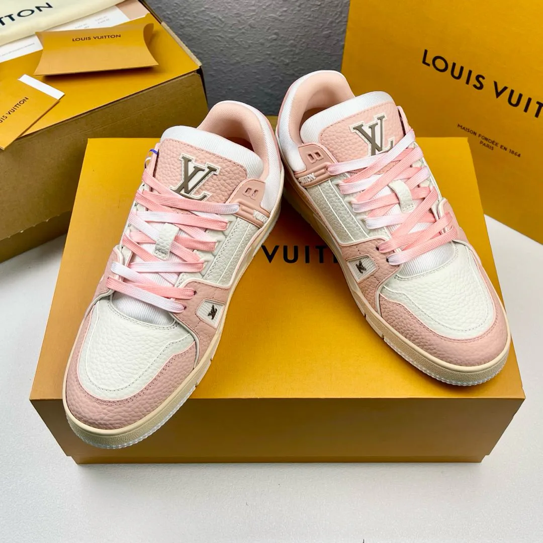 Кроссовки Женские Louis Vuitton 2679333