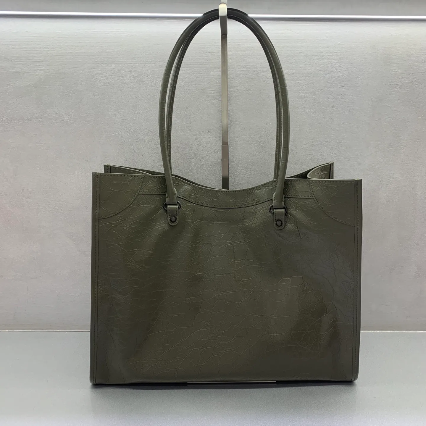Классические Сумки Женские Balenciaga 4737070