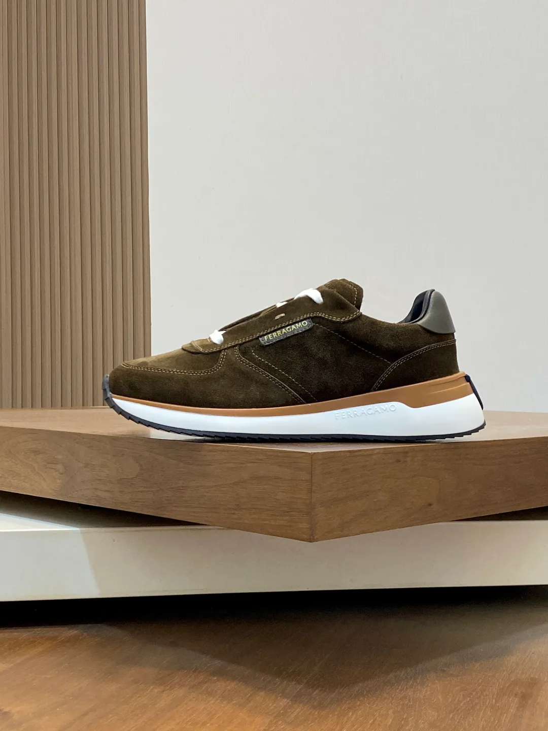 Кроссовки Мужские Salvatore Ferragamo 1498276