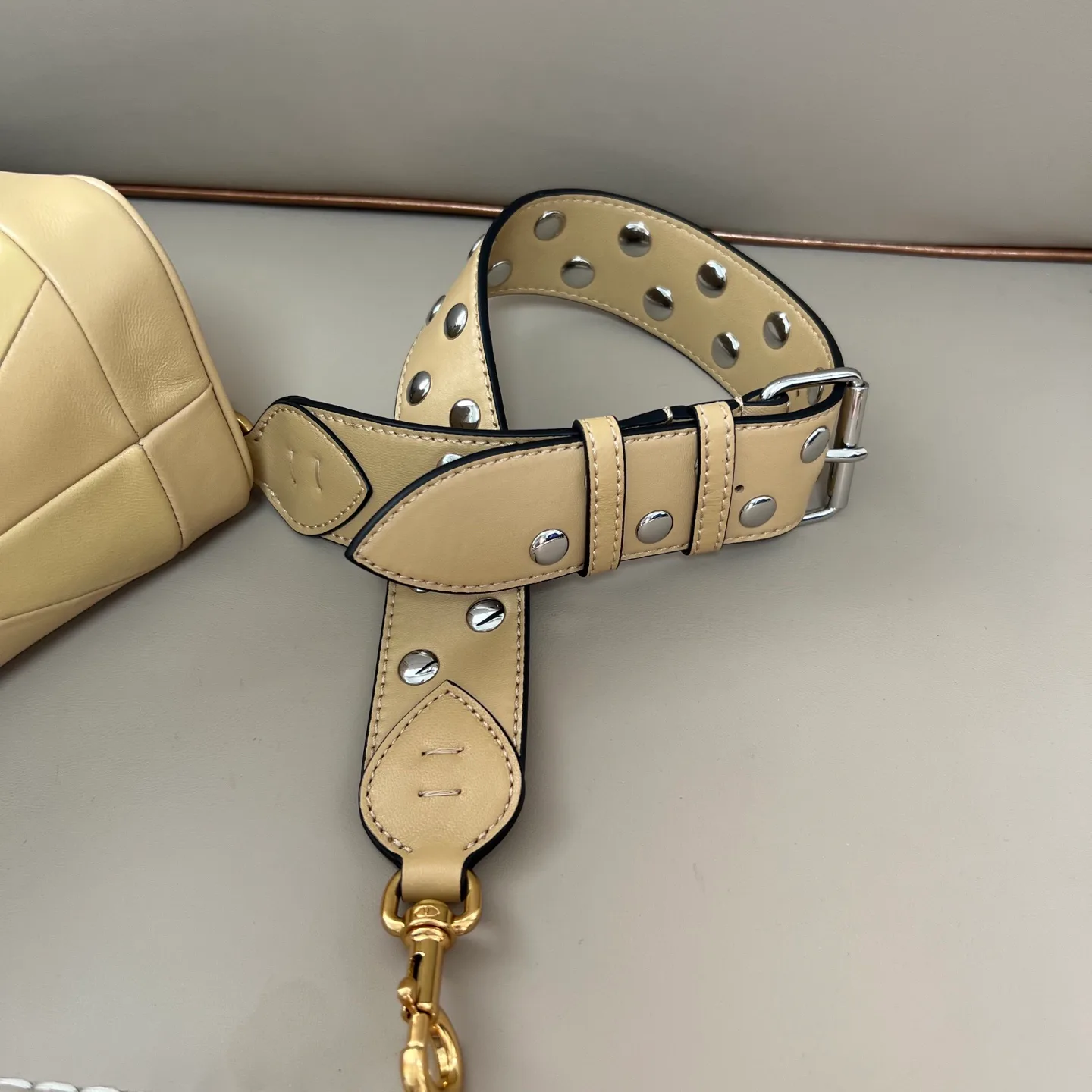 Классические Сумки Женские Valentino 8728895