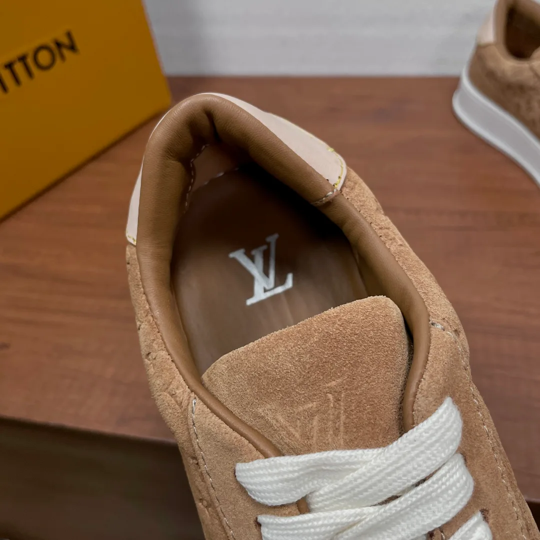 Кроссовки Мужские Louis Vuitton 17542453