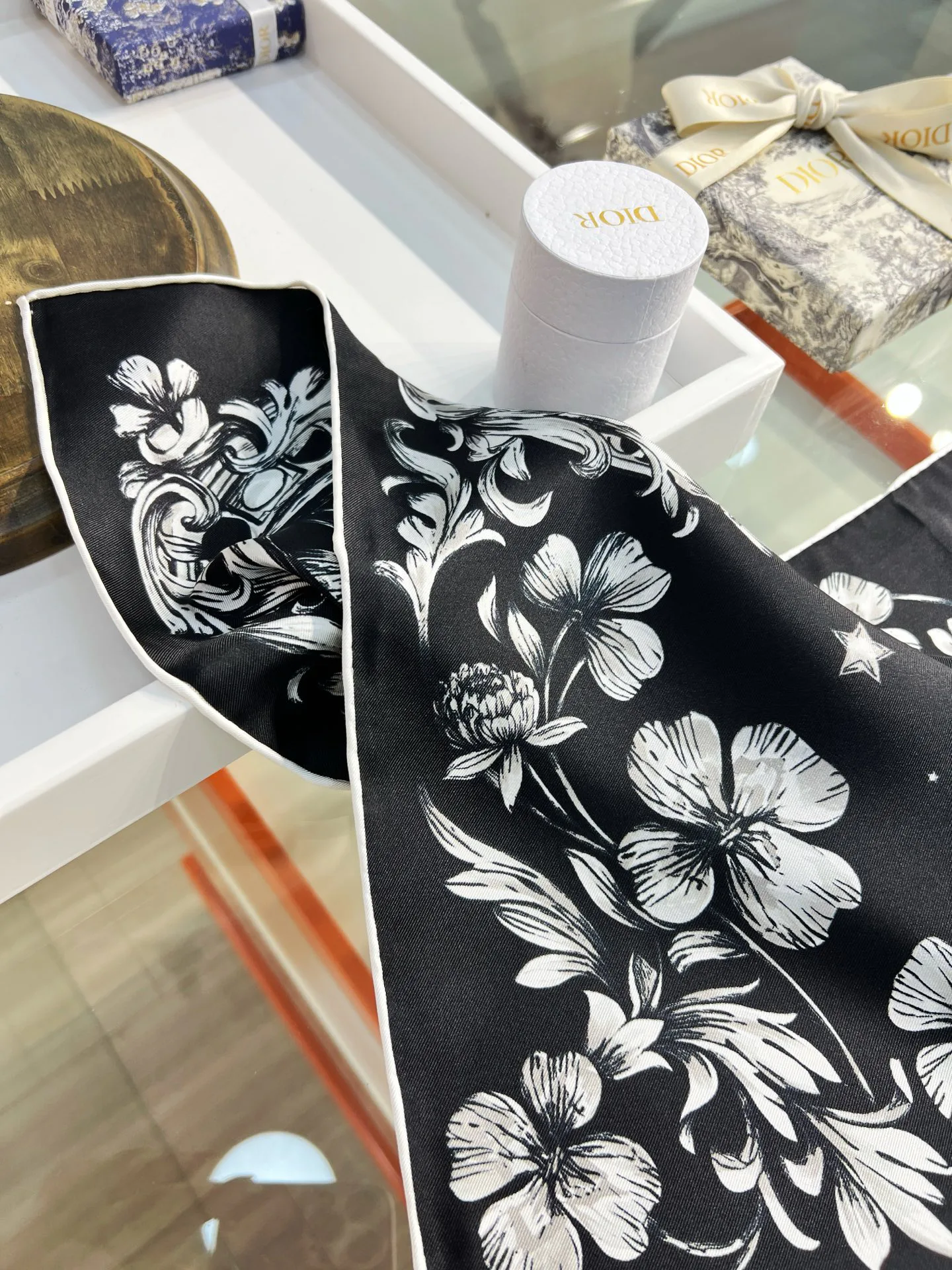 Шарфы Christian Dior 577716