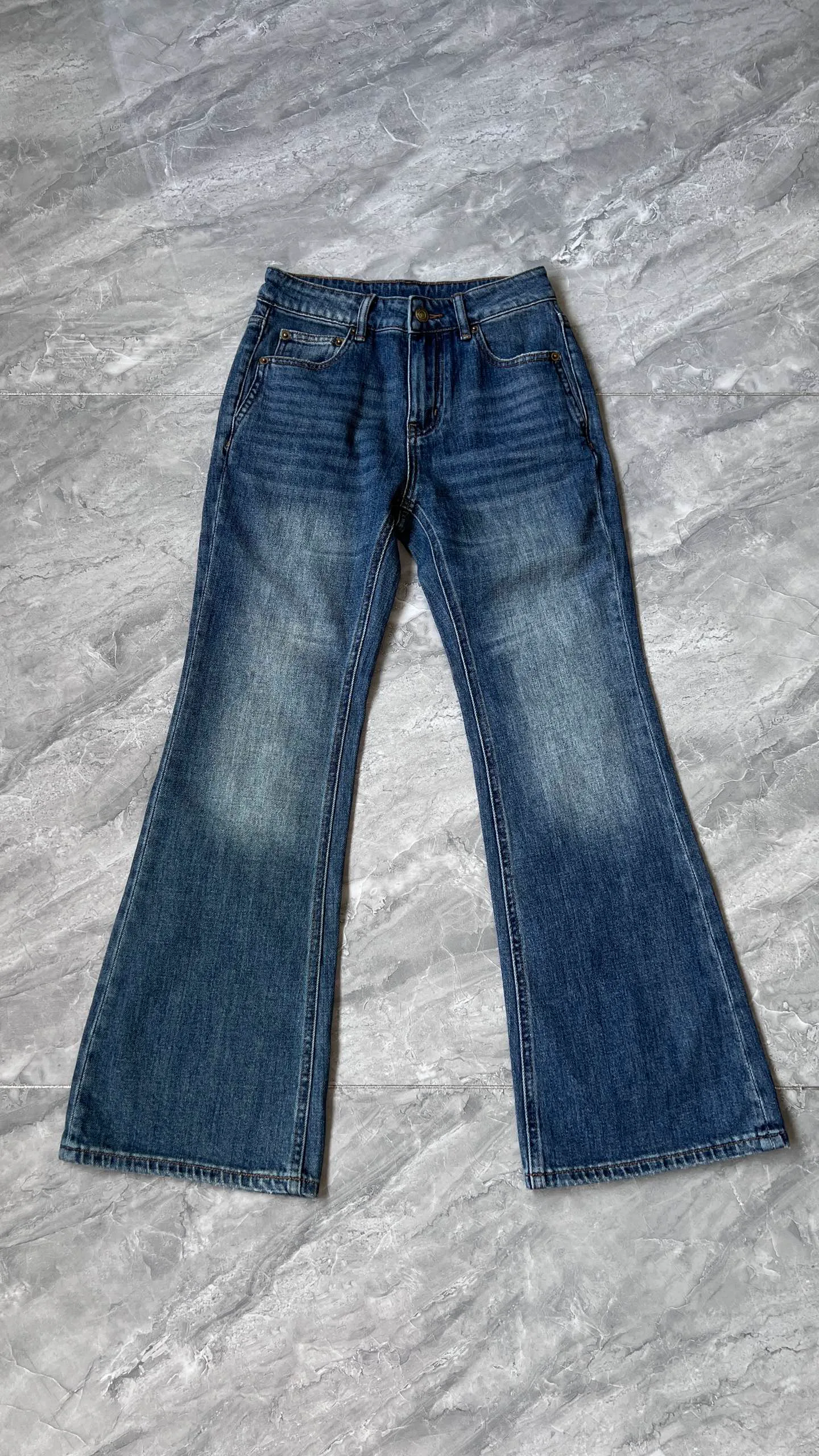 Джинсы Женские Saint Laurent 18442968