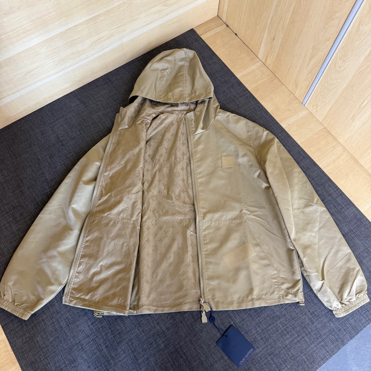 Куртки И Пуховики Мужские Louis Vuitton 13563935