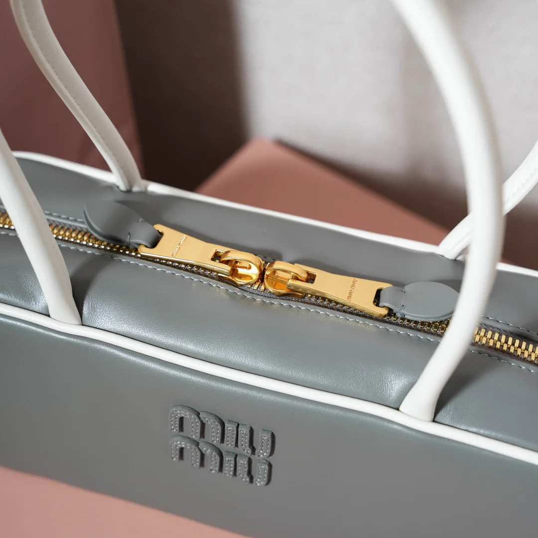 Классические Сумки Женские Miu Miu 11402806