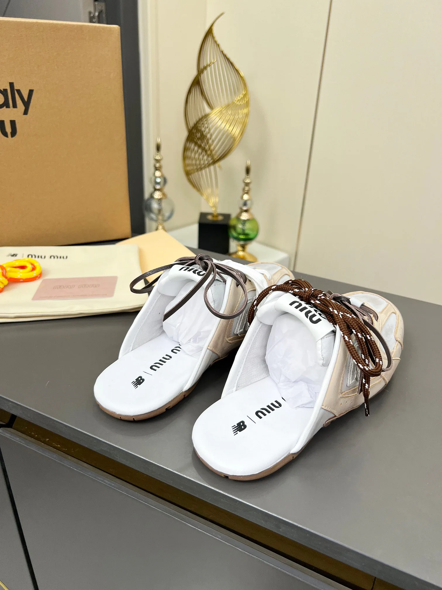 Кроссовки Женские Miu Miu 17949084