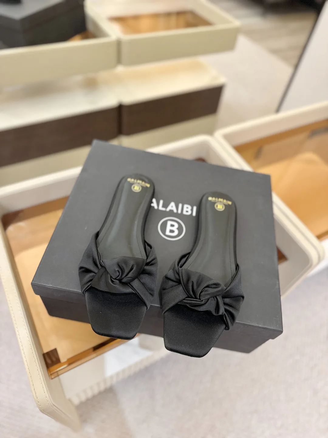 Шлепанцы Женские Balmain 840998