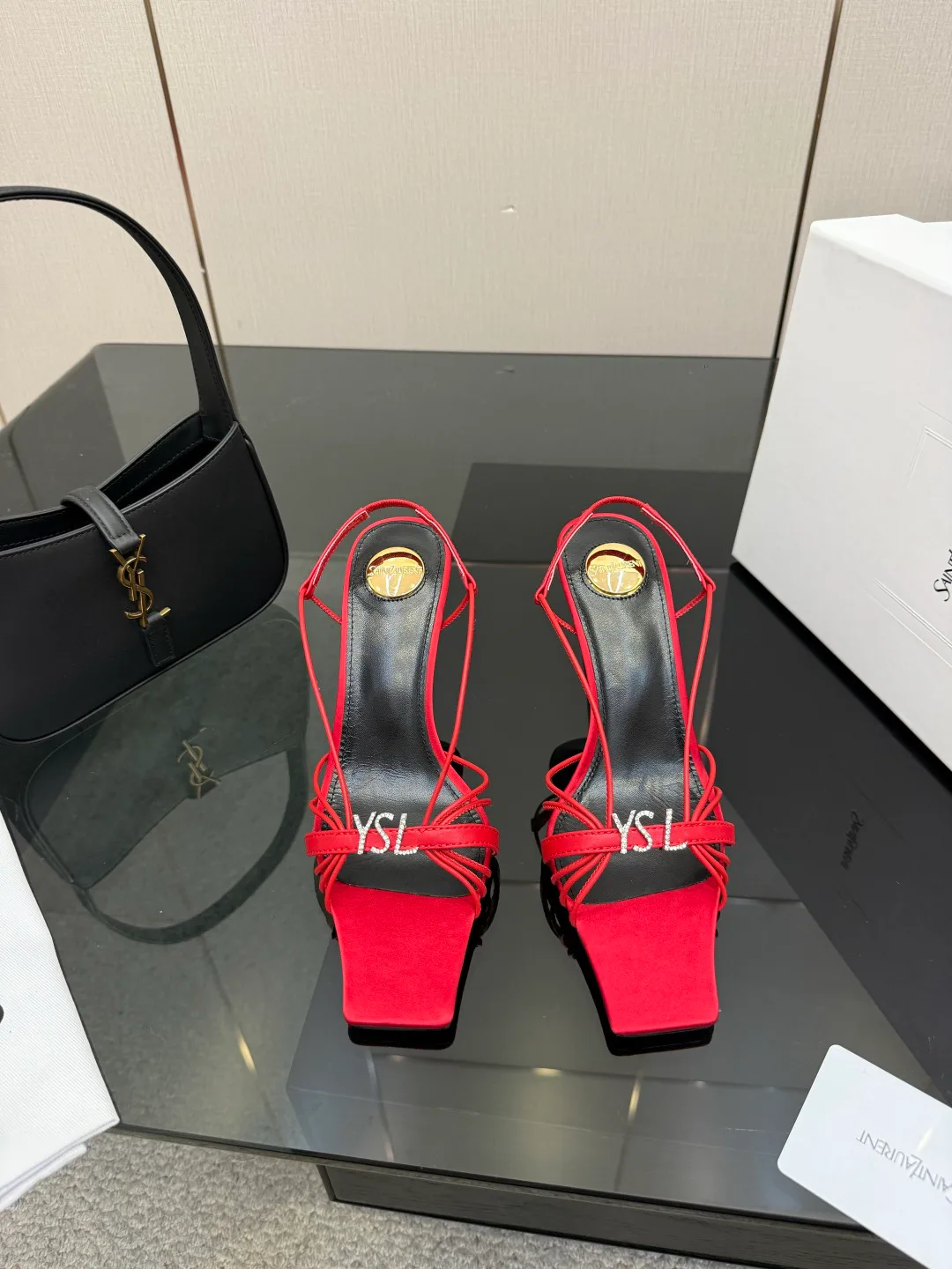 Босоножки Женские Saint Laurent 9632696