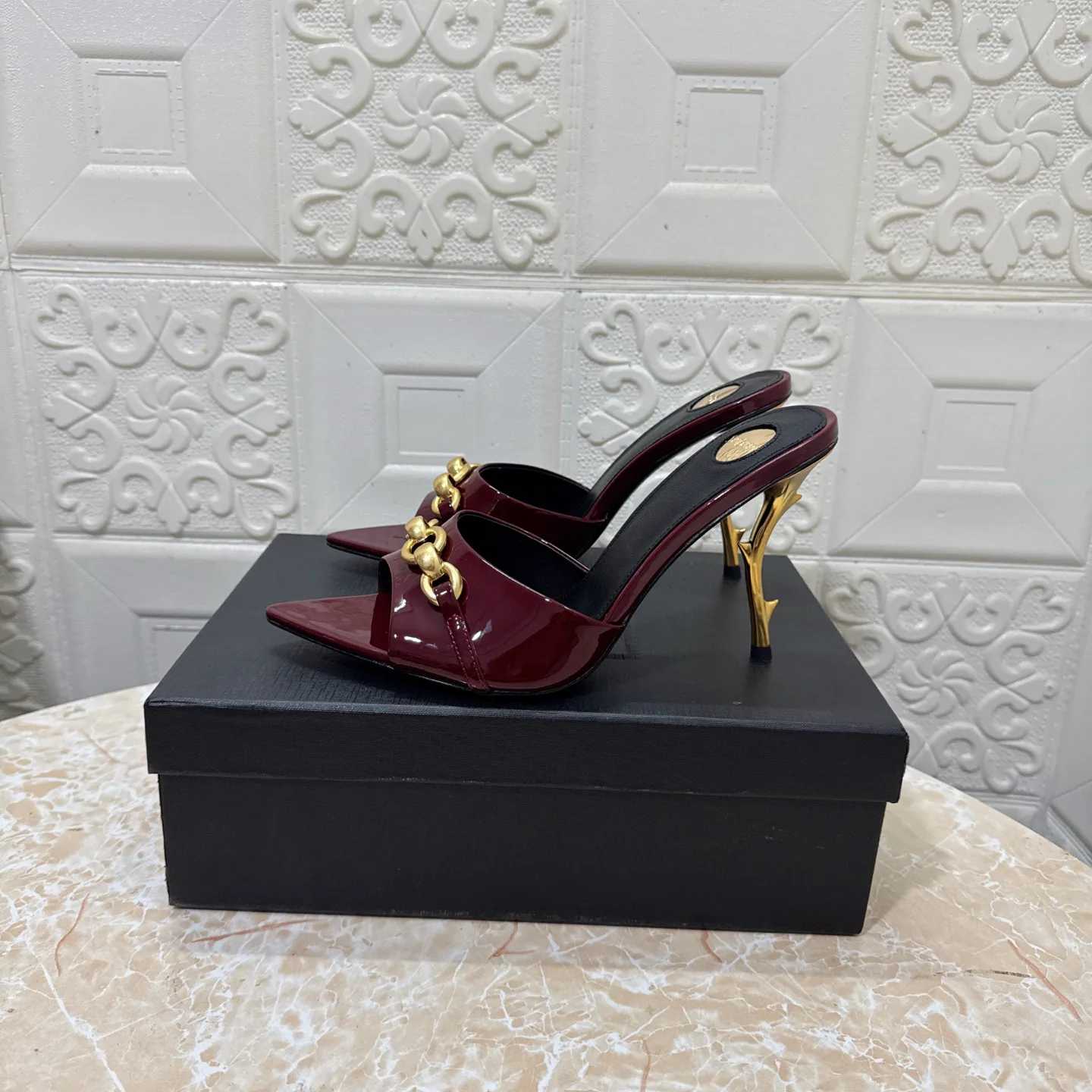 Босоножки Женские Saint Laurent 605551