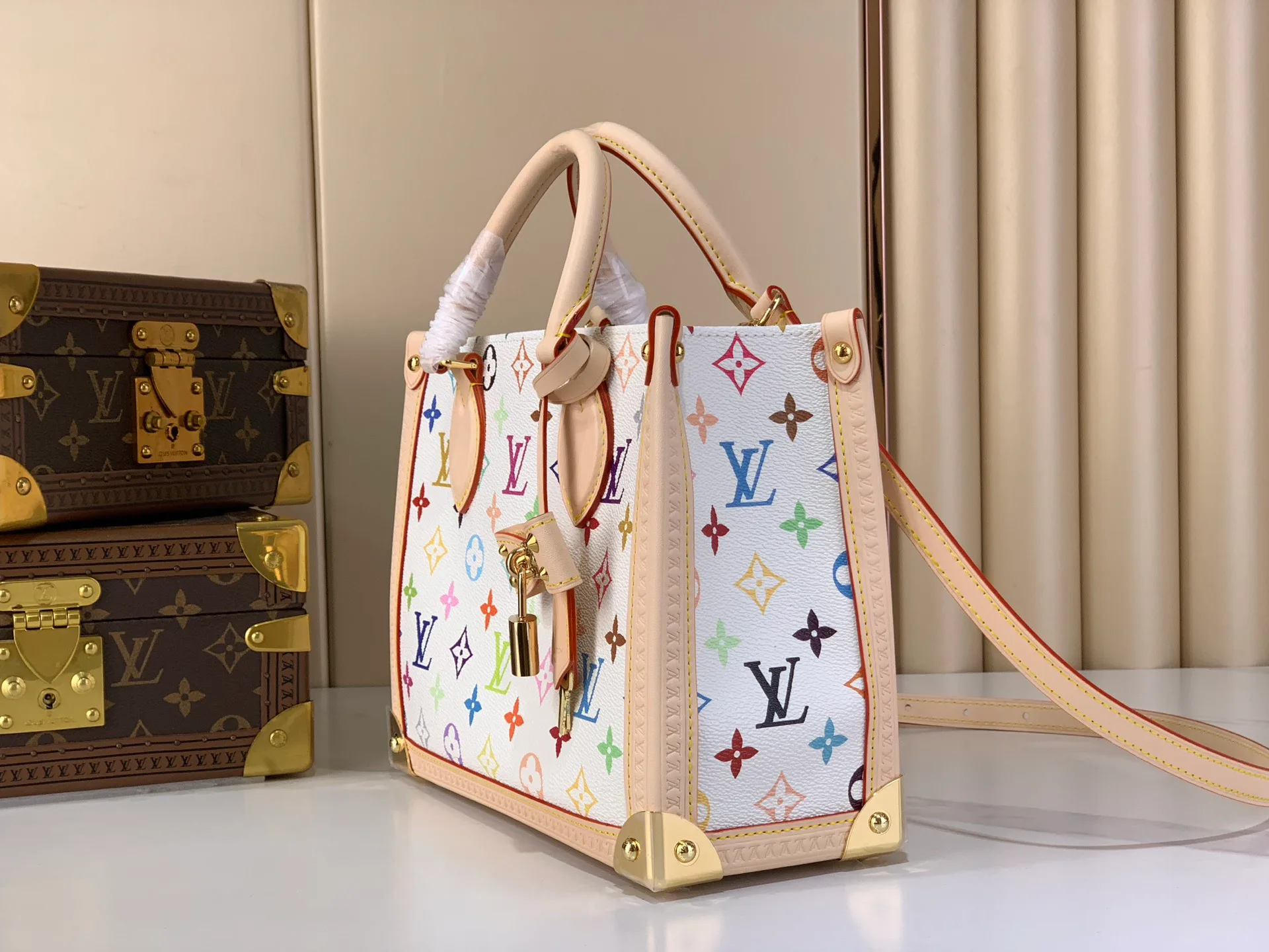 Классические Сумки Женские Louis Vuitton 1327775