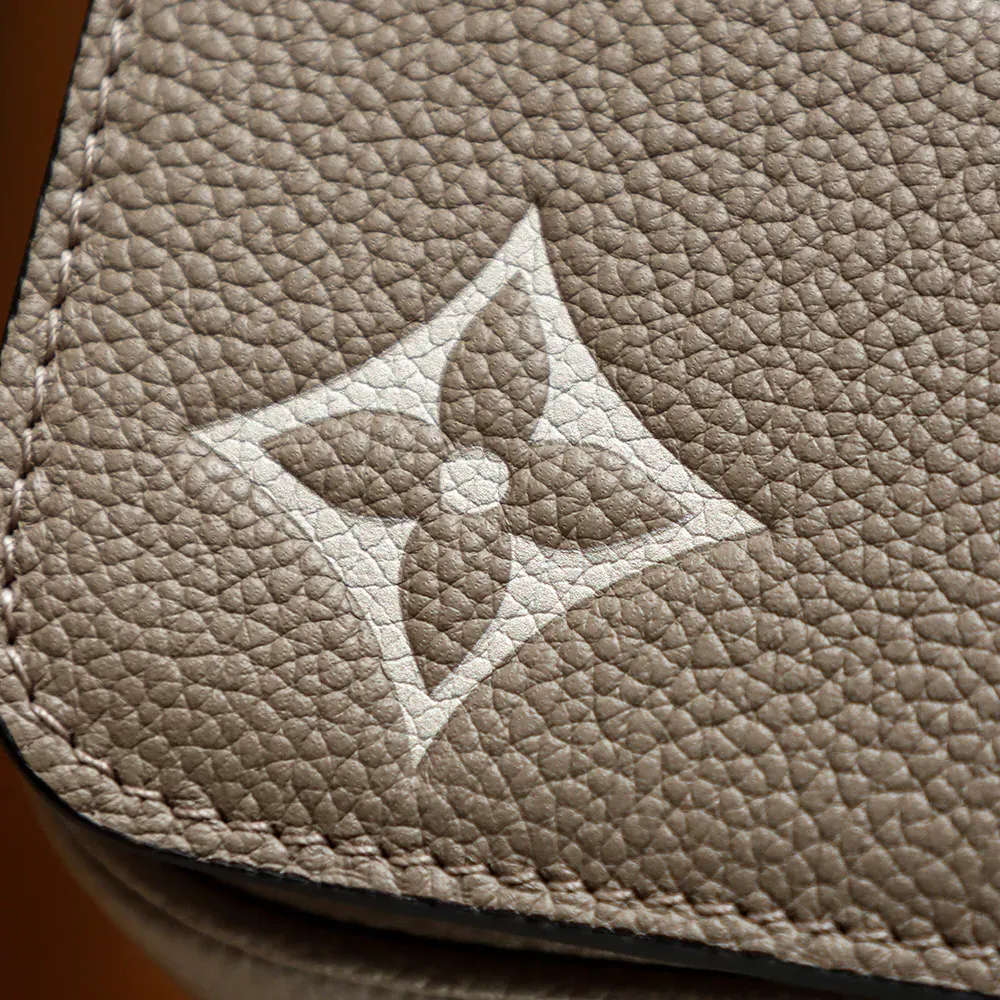 Сумки На Ремне Женские Louis Vuitton 1493092