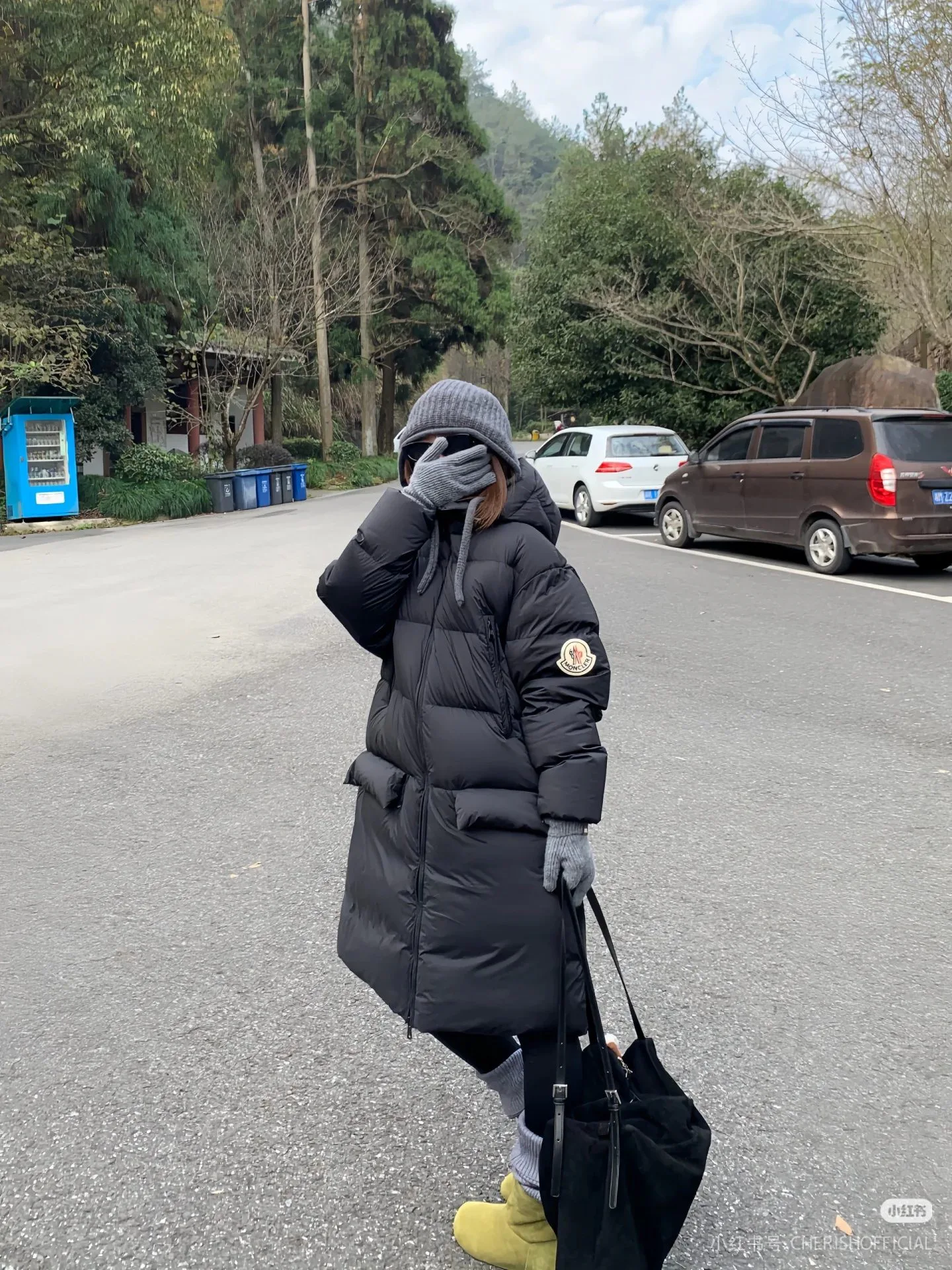 Куртки И Пуховики Женские Moncler 18044441