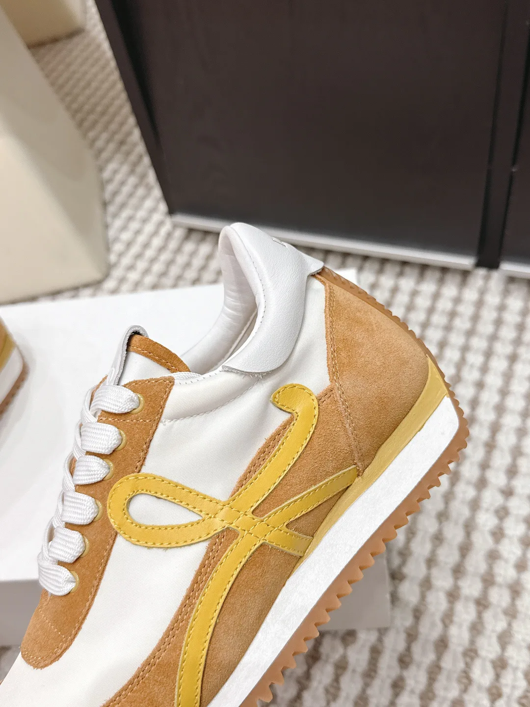 Кроссовки Женские Loewe 1866753