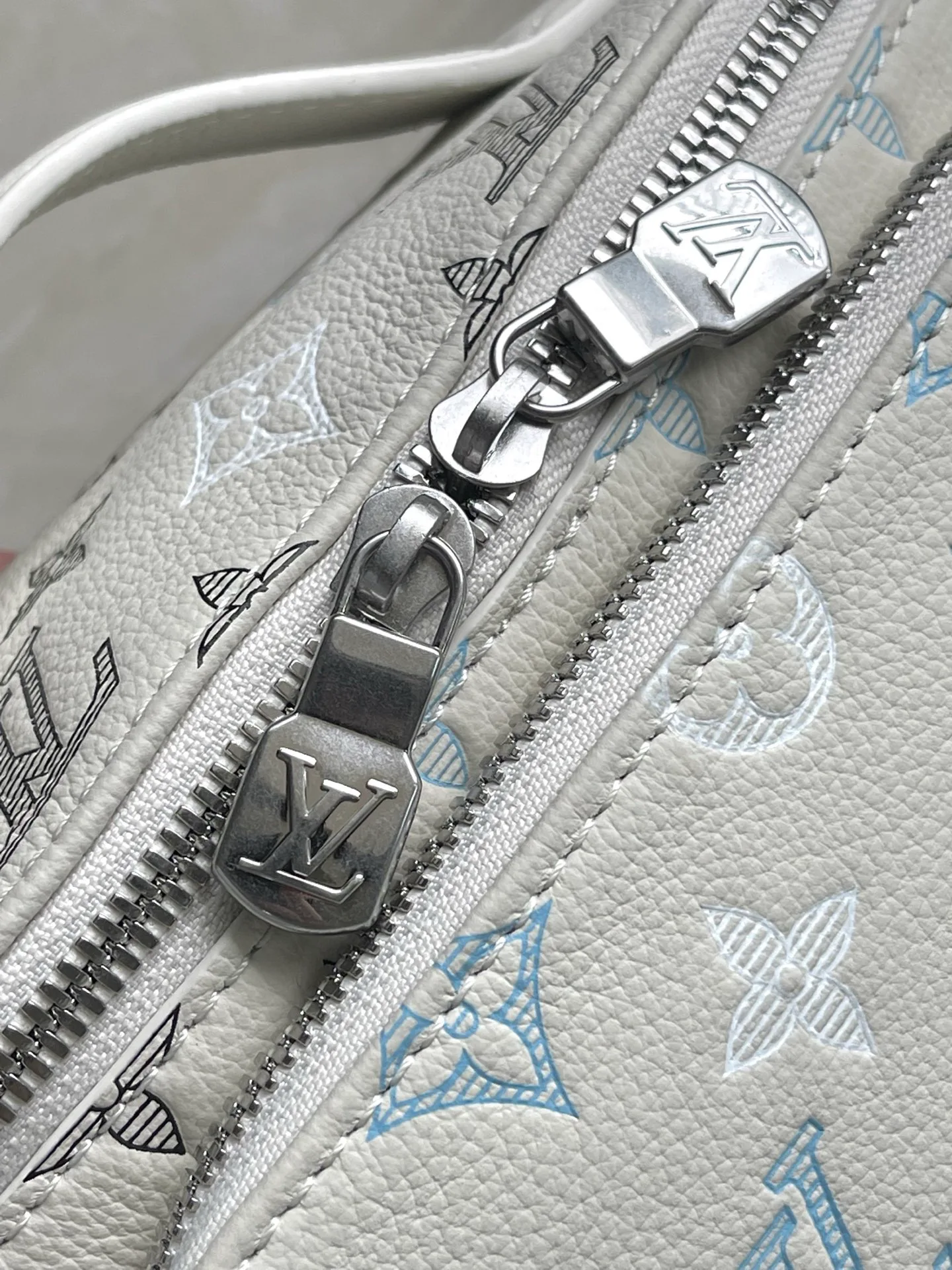 Поясные Сумки Мужские Louis Vuitton 14212725