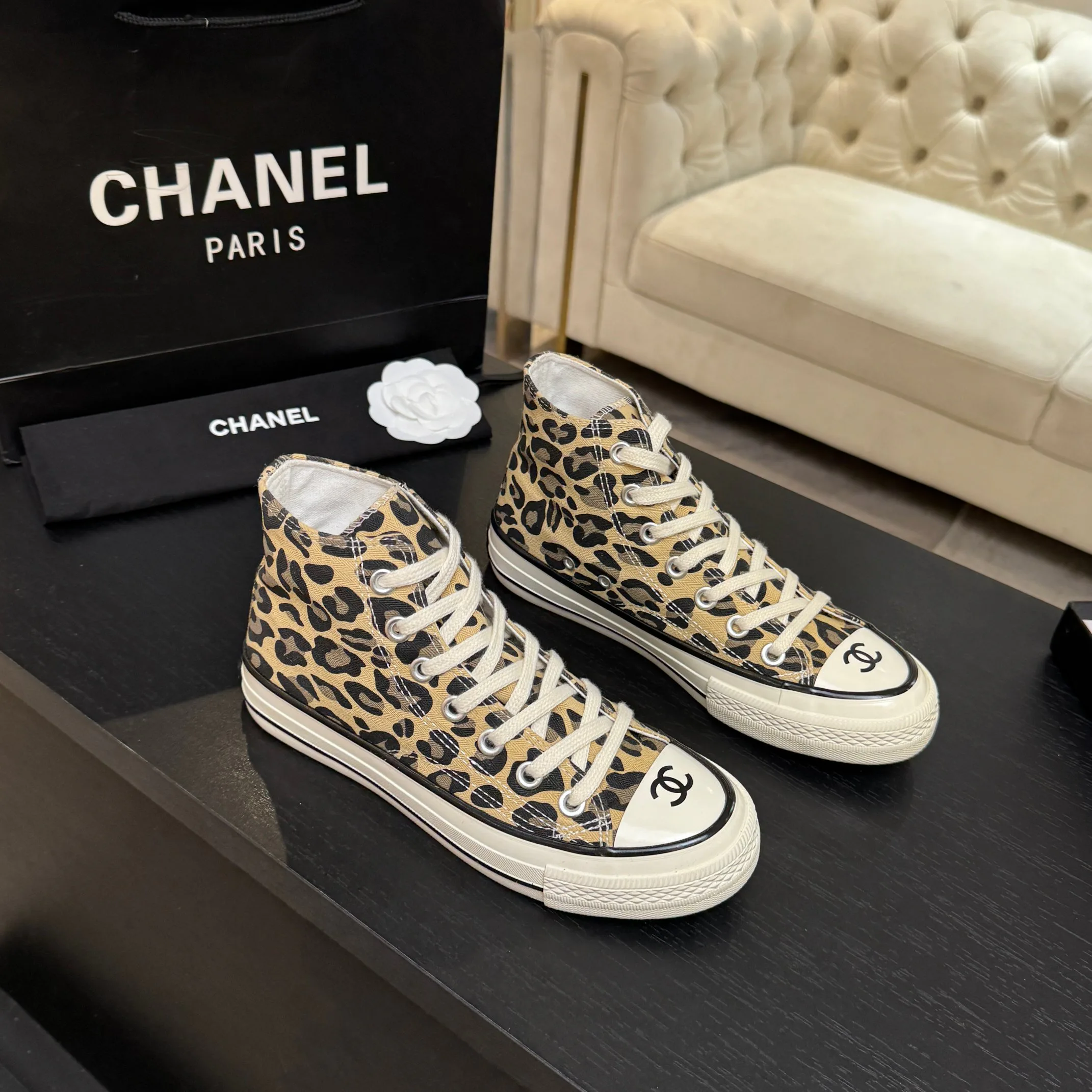 Кроссовки Женские Chanel 18062553