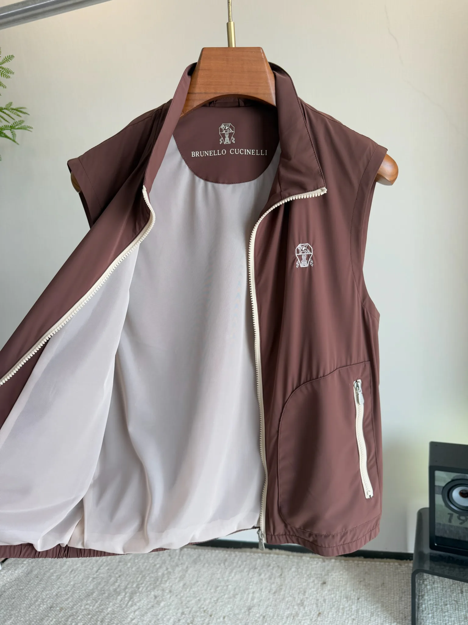 Жилеты Мужские Brunello Cucinelli 11480048