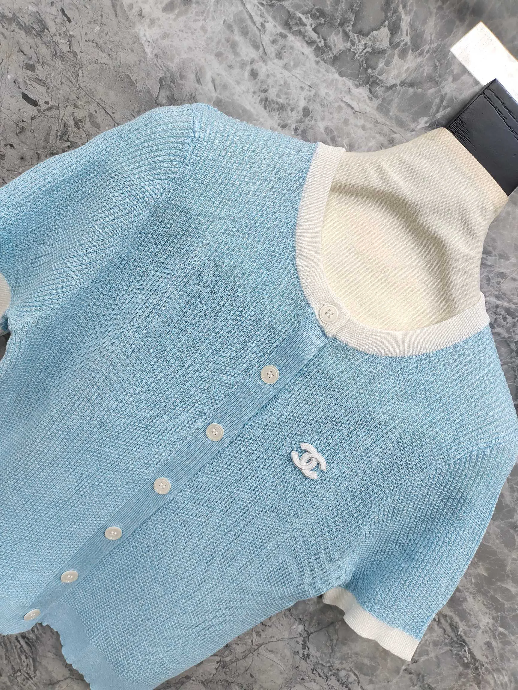 Джемперы И Свитеры Женские Chanel 10455490