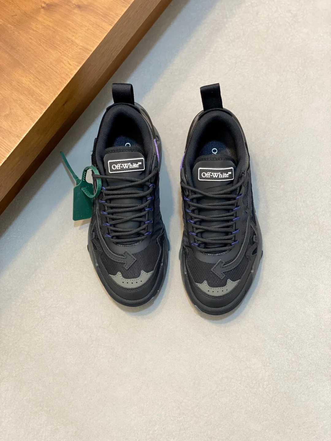 Кроссовки Мужские Off-White 13553776