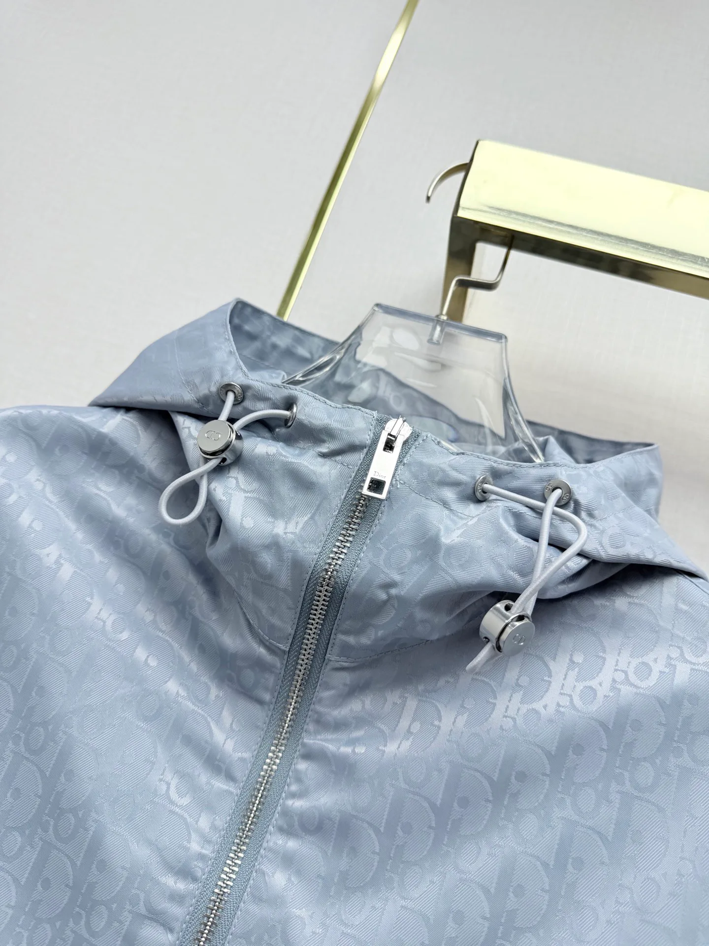 Куртки И Пуховики Женские Christian Dior 18348318