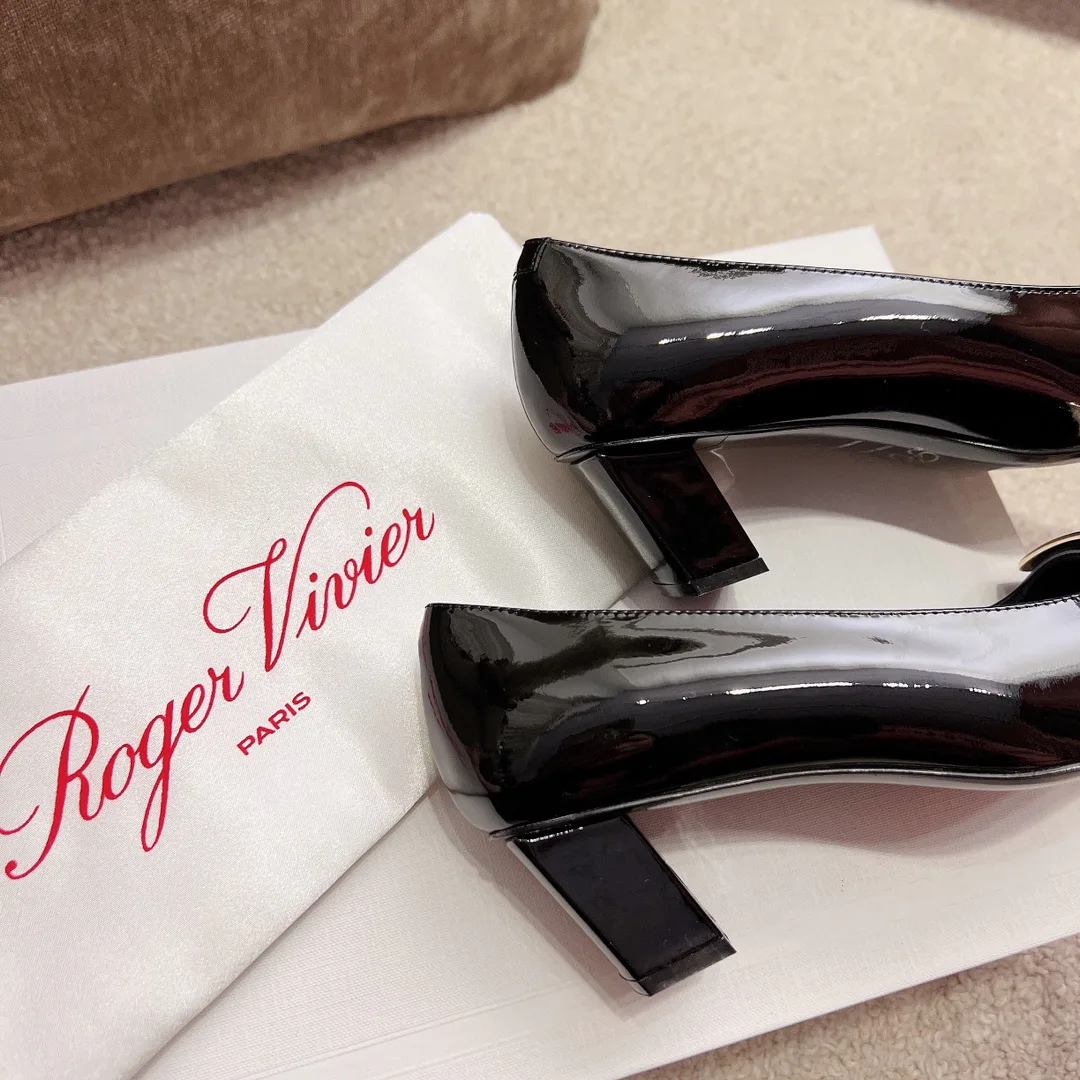 Туфли Женские Roger Vivier 17550712