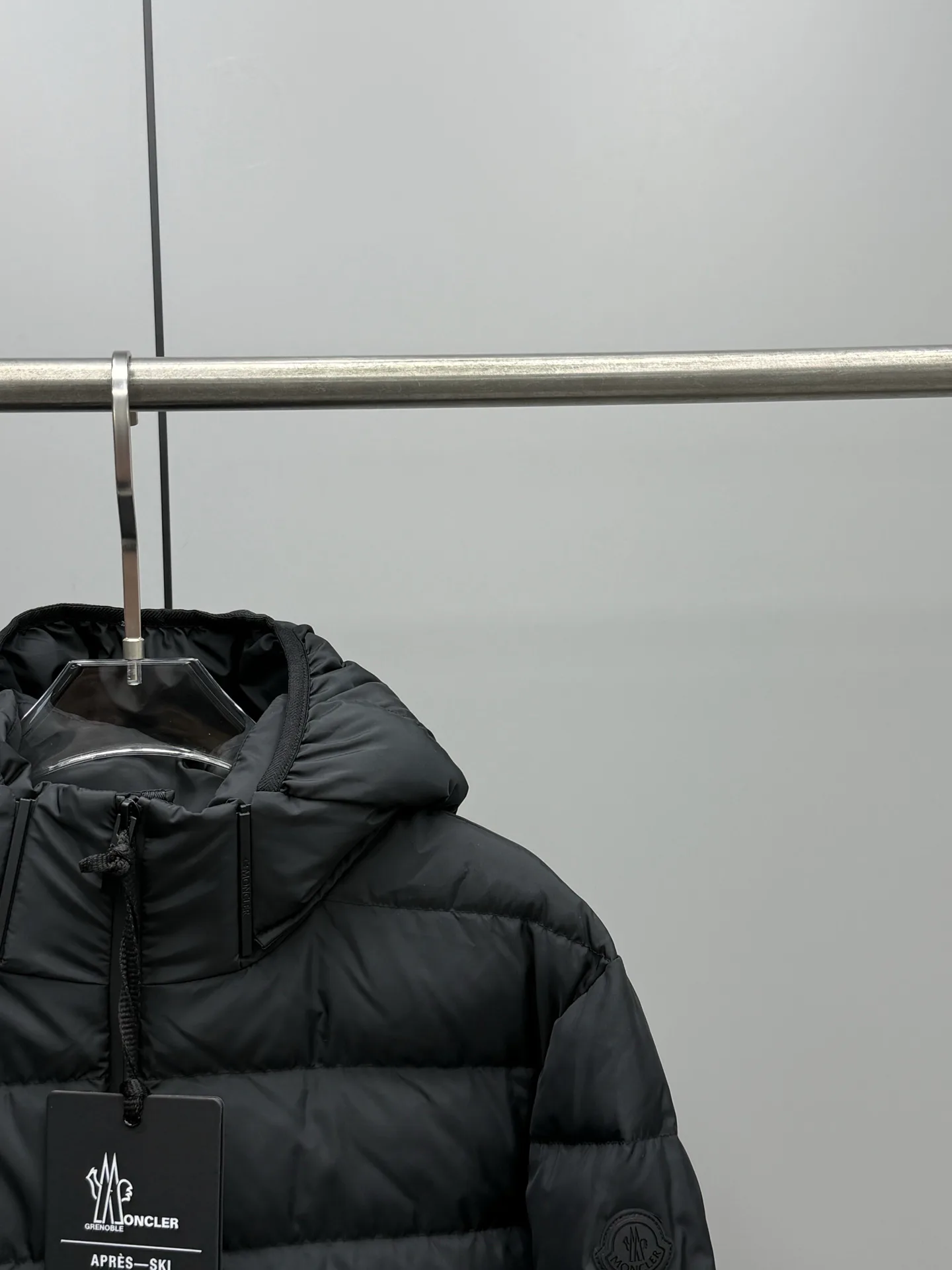 Куртки И Пуховики Мужские Moncler 17927593