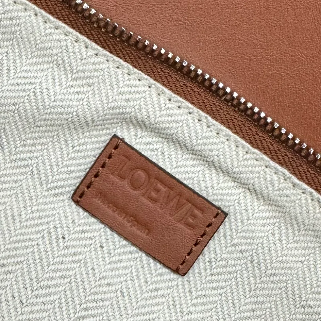 Классические Сумки Женские Loewe 18030373