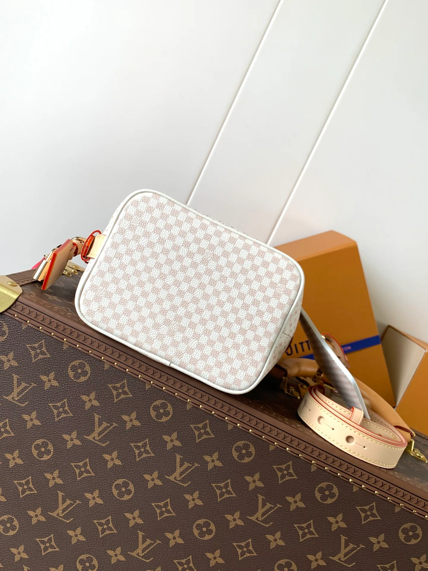 Сумки На Ремне Женские Louis Vuitton 115423