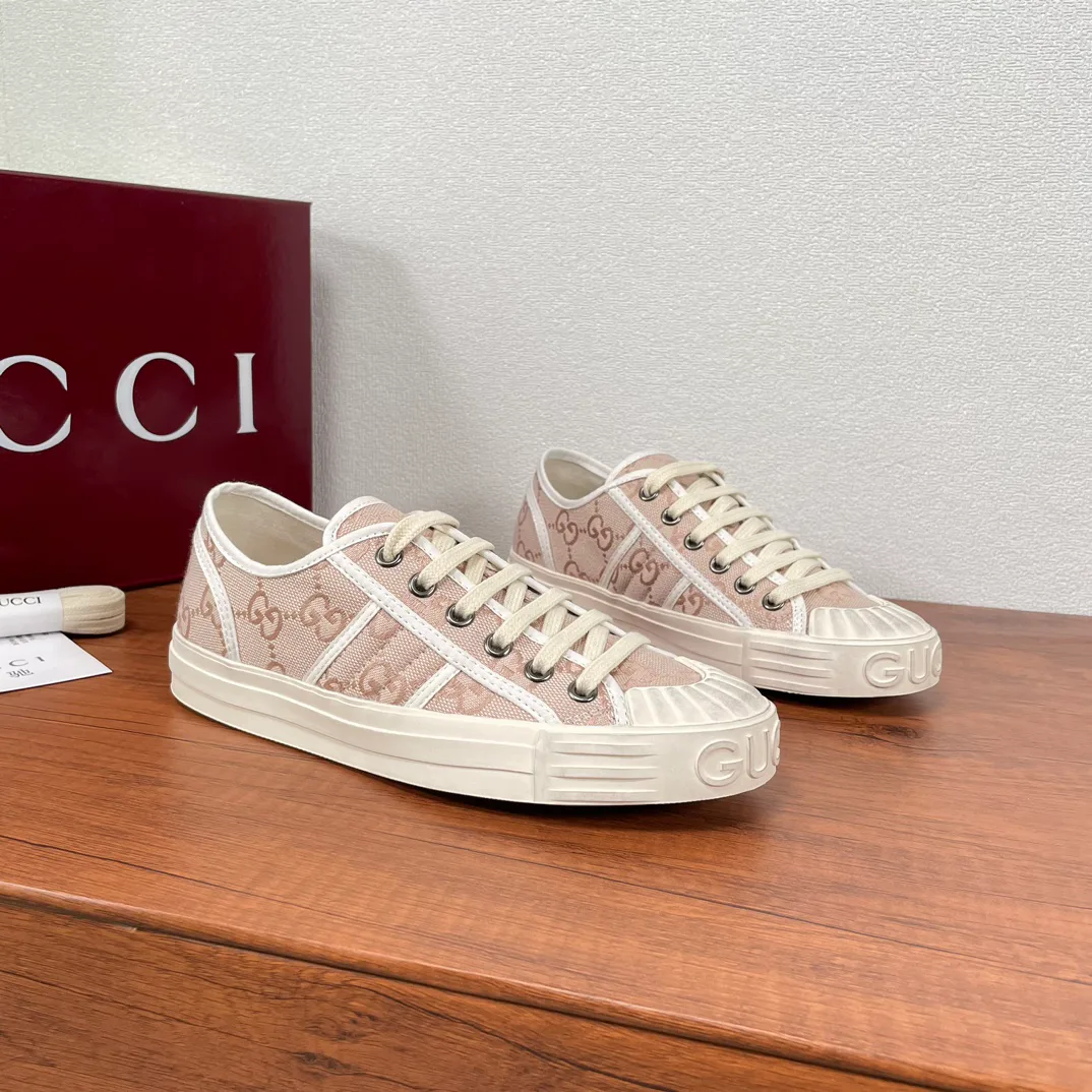 Кеды Женские Gucci 573305