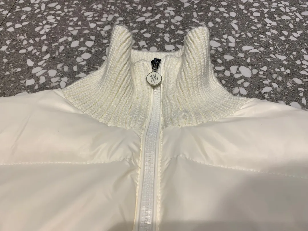 Куртки И Пуховики Женские Moncler 18129923