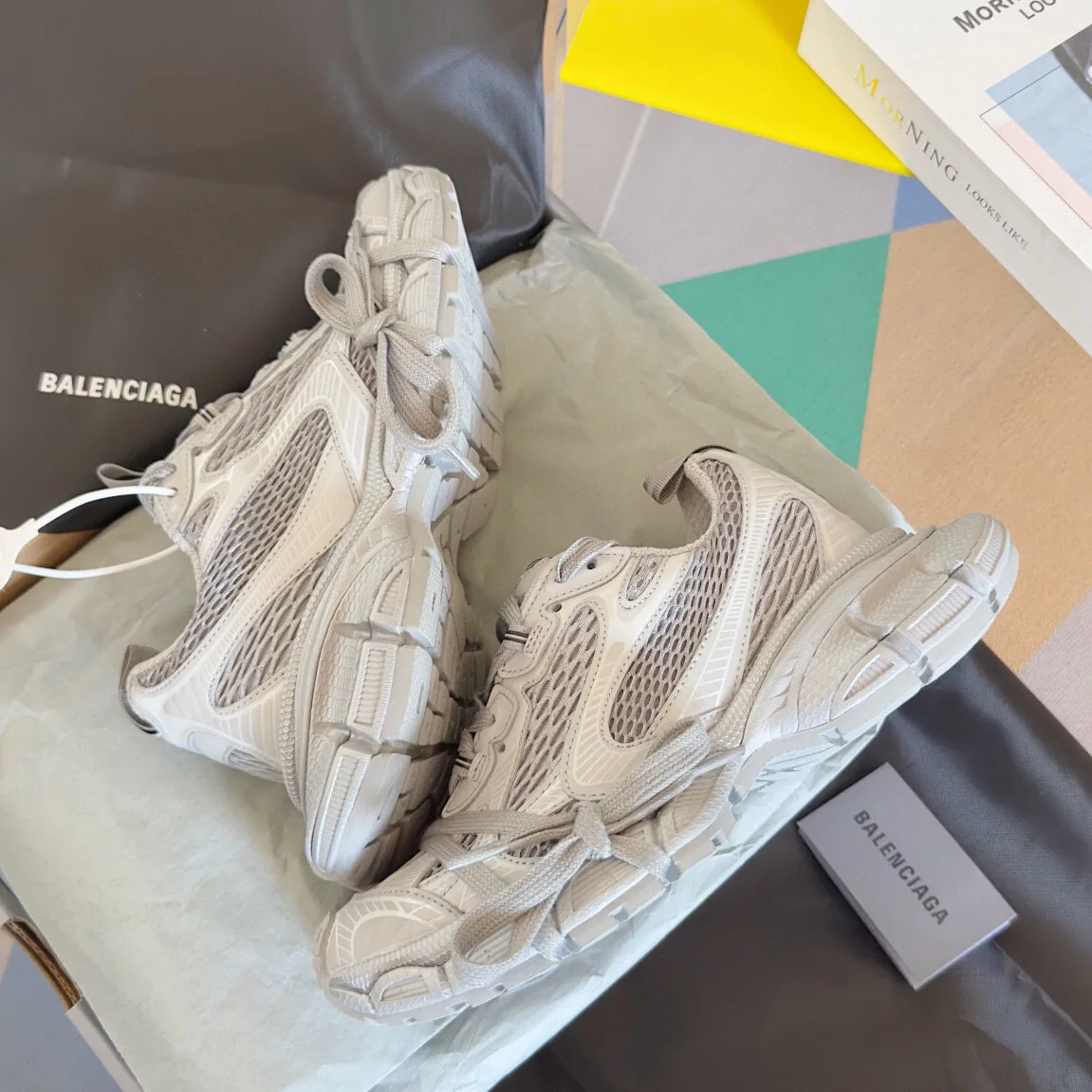 Кроссовки Женские Balenciaga 4439943