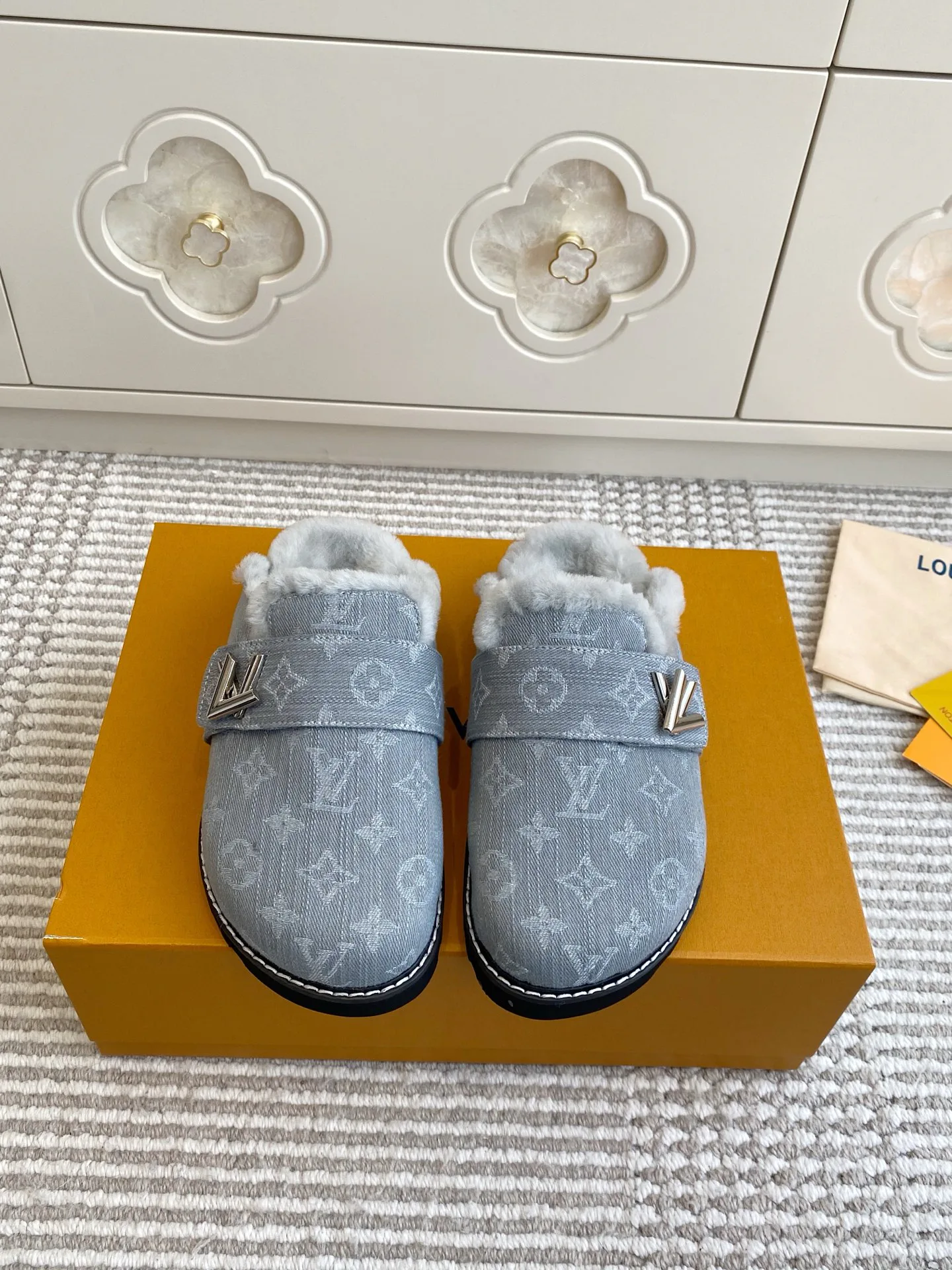 Сабо Женские Louis Vuitton 304133