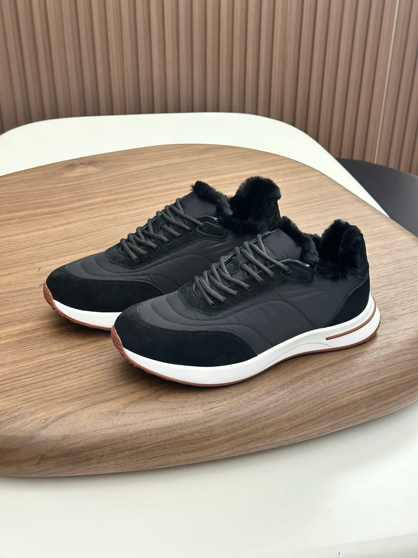 Кроссовки Мужские Loro Piana 581077