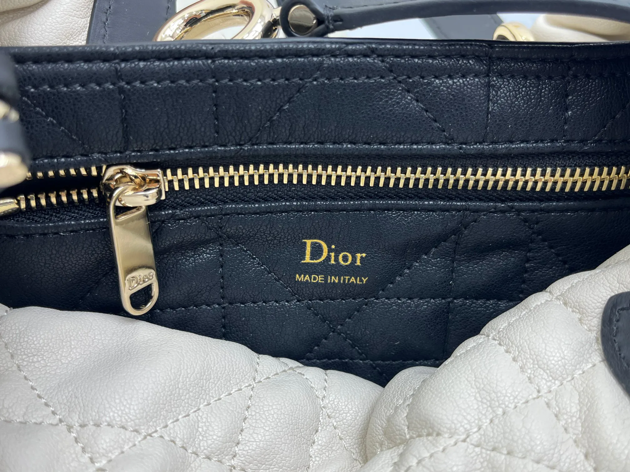 Классические Сумки Женские Christian Dior 17345156