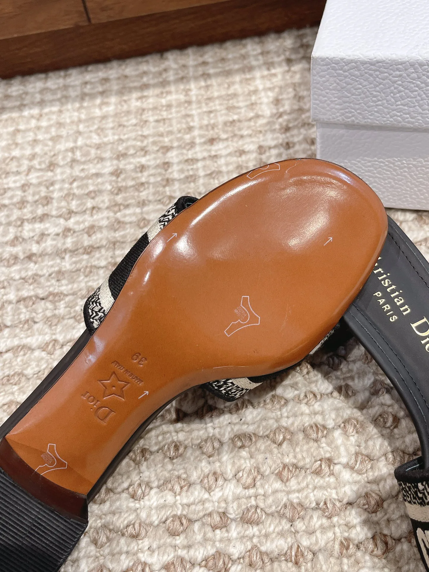 Босоножки Женские Christian Dior 11600084