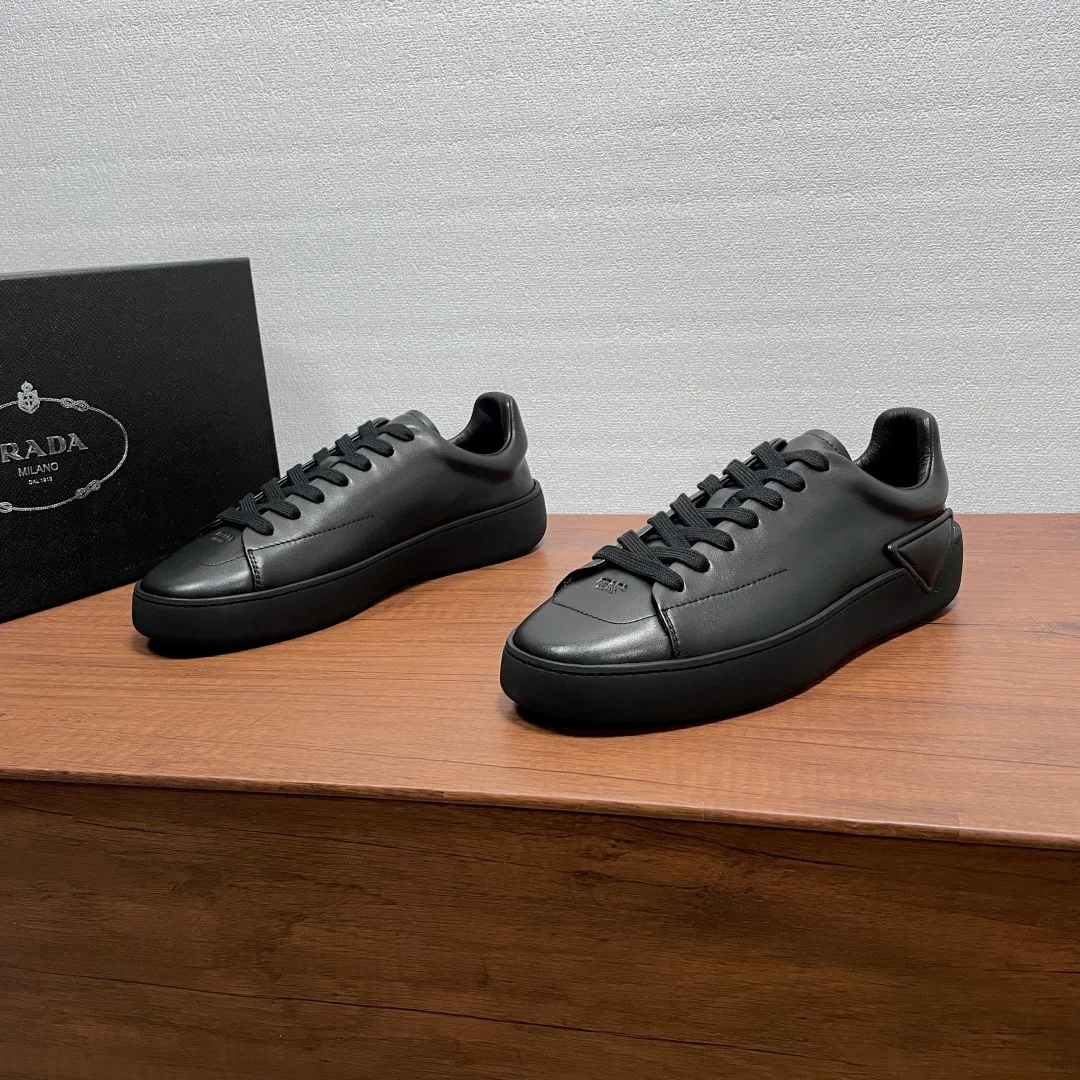 Кроссовки Мужские Prada 19555389