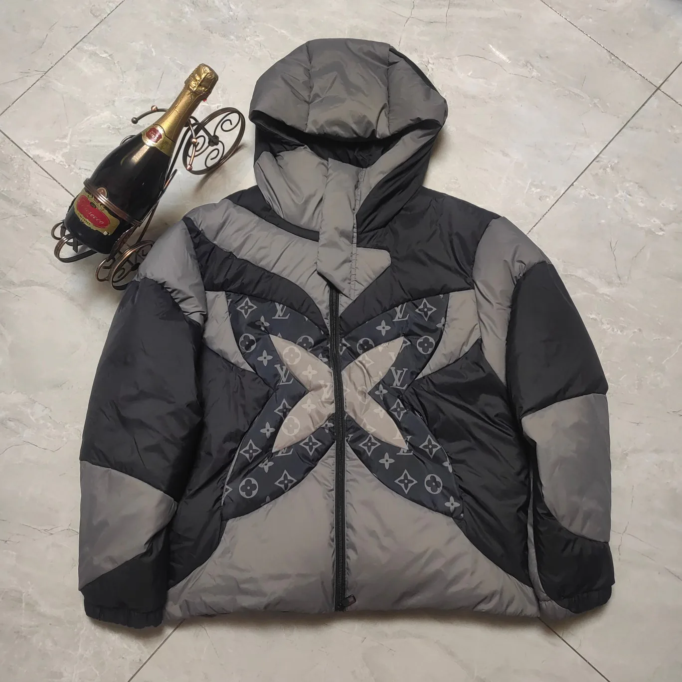 Куртки И Пуховики Женские Louis Vuitton 18111460
