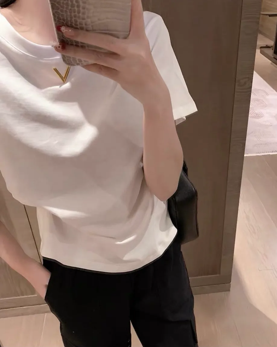 Футболки Женские Valentino 32221