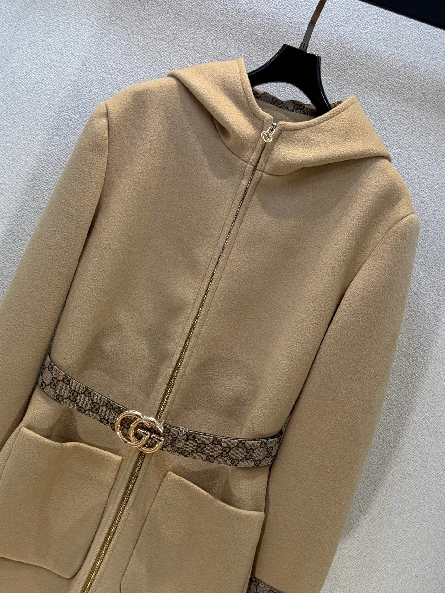 Пальто Женские Gucci 19627834