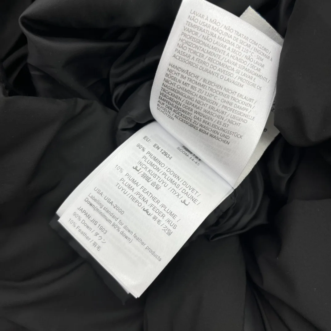 Куртки И Пуховики Женские Moncler 3732