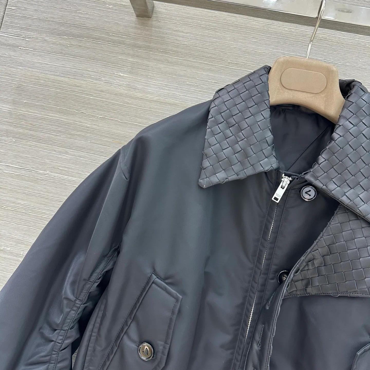 Куртки И Пуховики Женские Bottega Veneta 18311292