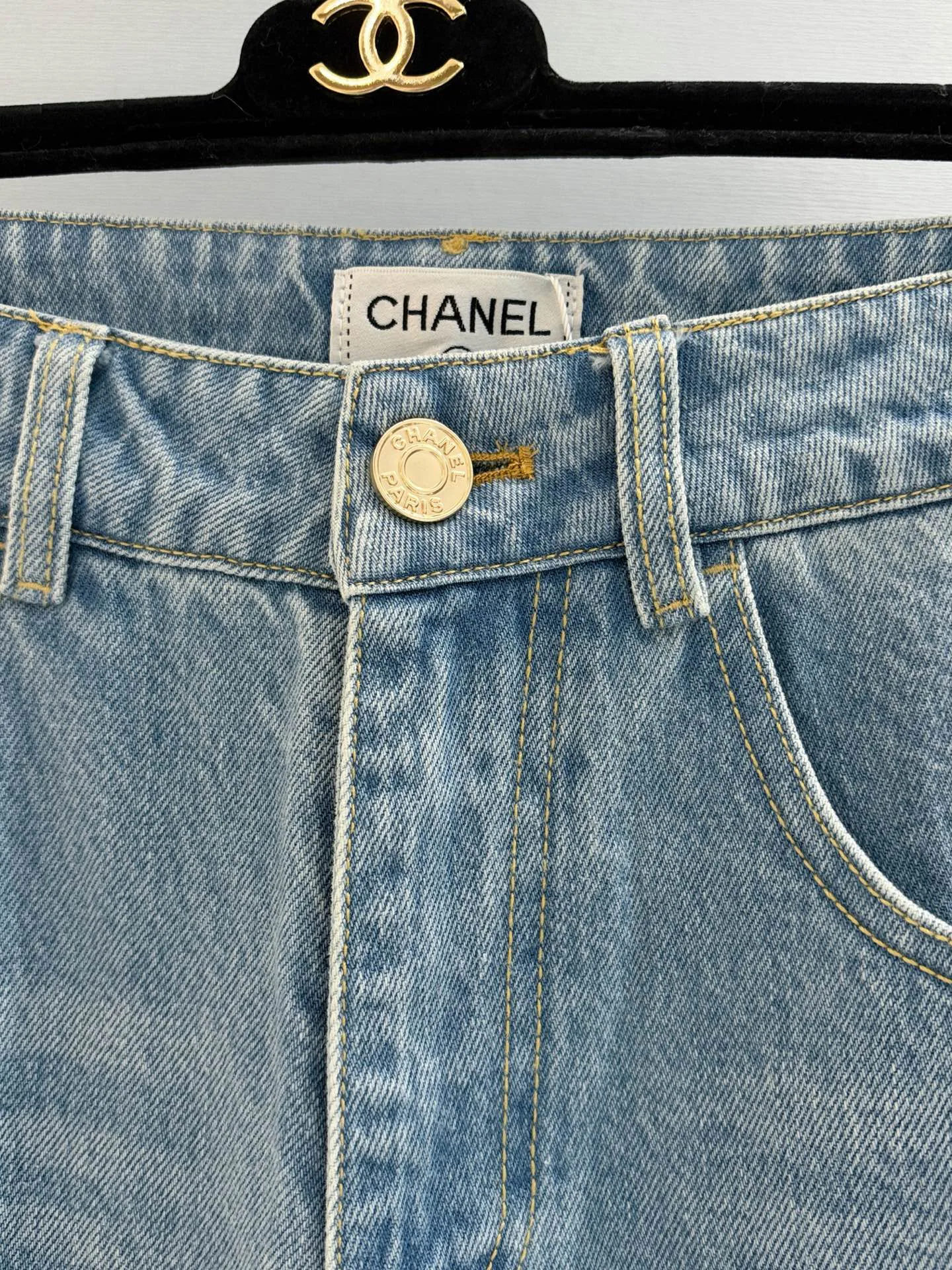 Джинсы Женские Chanel 18911483