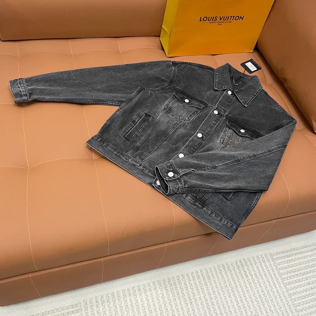 Куртки Женские Louis Vuitton 147770