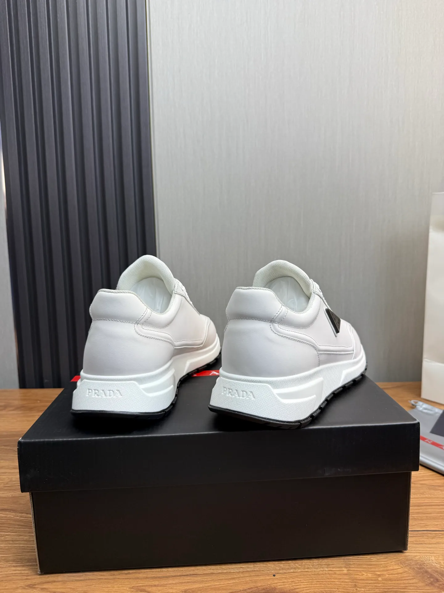 Кроссовки Мужские Prada 1261602