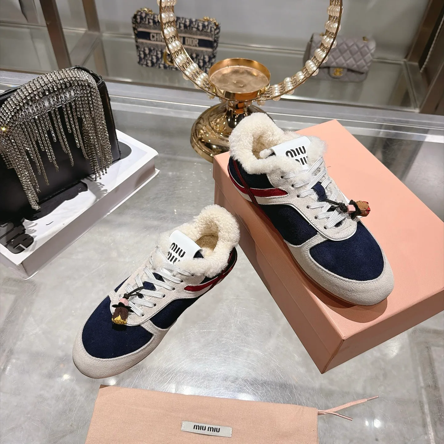Кроссовки Женские Miu Miu 18981241