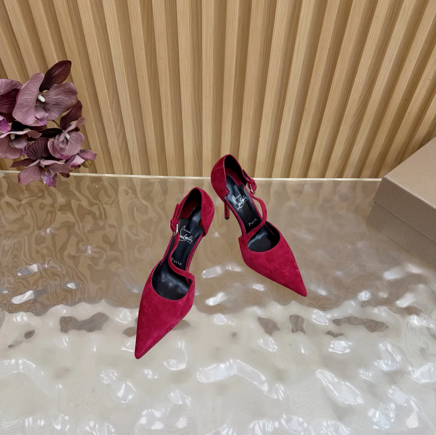 Туфли Женские Christian Louboutin 232636