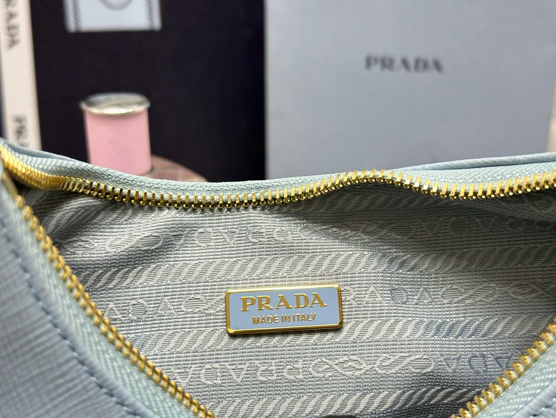 Классические Сумки Женские Prada 30115