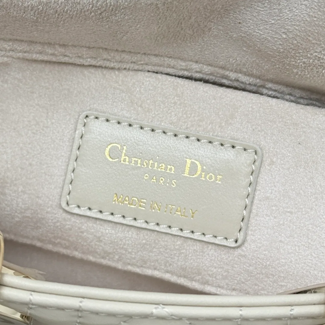 Классические Сумки Женские Christian Dior 17601434