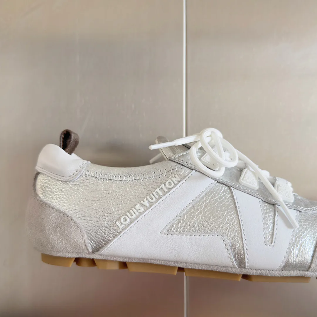 Кроссовки Женские Louis Vuitton 3098168